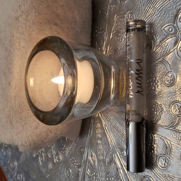 NEW Victoria Secret Beauty Rush Clear Lip Gloss - Picture 1 of 3